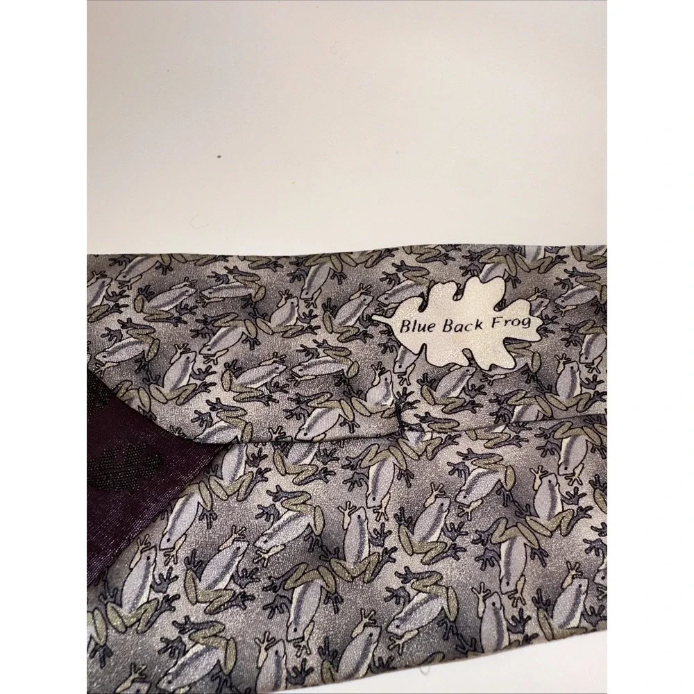 The Nature Conservancy Preservation Collection 100% Silk Tie‎ Blue Back Frog